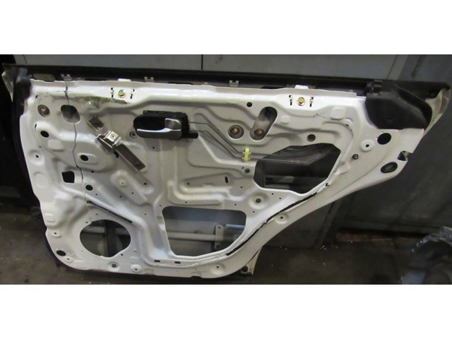 2004 Infiniti M45 Rear RH Passenger Door Shell