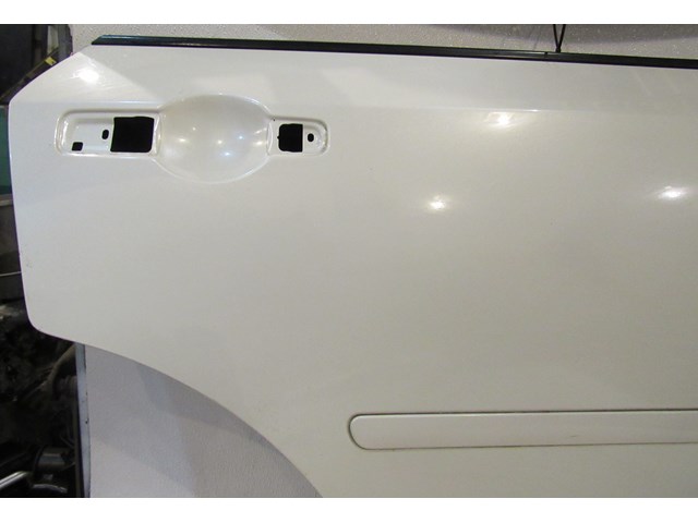 2004 Infiniti M45 Rear RH Passenger Door Shell