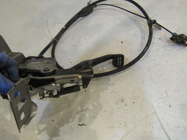 2004 Infiniti M45 Emergency Brake Cable & Pedal