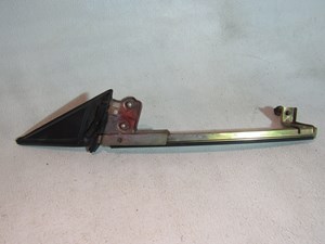 2002 Honda S2000 RH Passenger Sail Panel Door Glass Guide