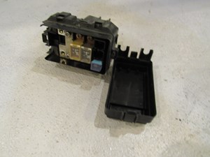 2002 Honda S2000 Power Distribution Box
