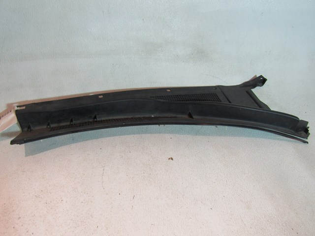 2003 2004 Infiniti M45 RH Passenger Wiper Cowl 66862 CR900