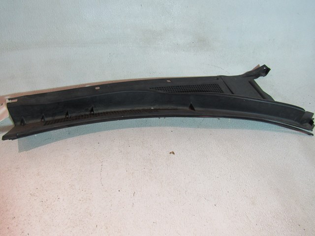 2003 2004 Infiniti M45 RH Passenger Wiper Cowl 66862 CR900