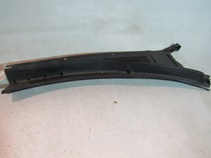 2003 2004 Infiniti M45 RH Passenger Wiper Cowl 66862 CR900
