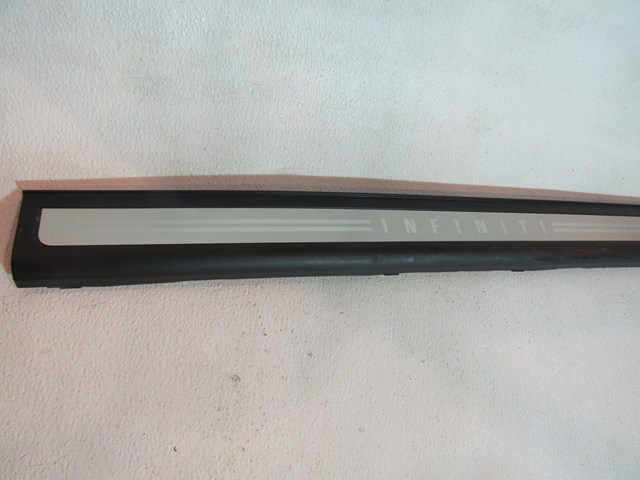 03 04 05 06 07 Infiniti G35 Coupe LH  RH Door Sill Kick Plate 76895 AM800