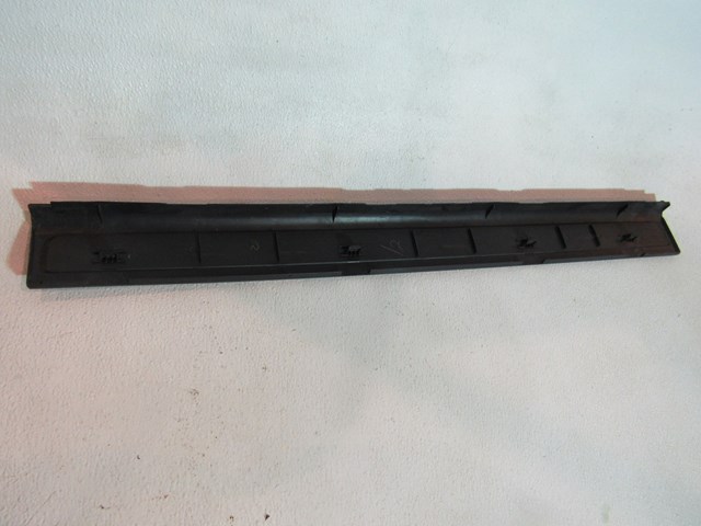 03 04 05 06 07 Infiniti G35 Coupe LH  RH Door Sill Kick Plate 76895 AM800