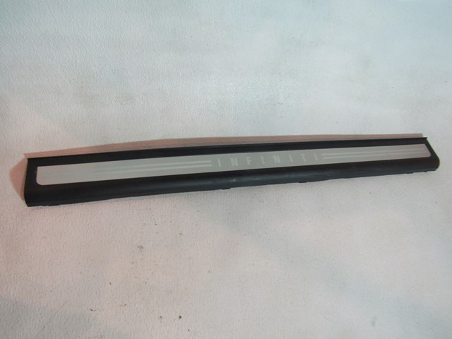 03 04 05 06 07 Infiniti G35 Coupe LH  RH Door Sill Kick Plate 76895 AM800