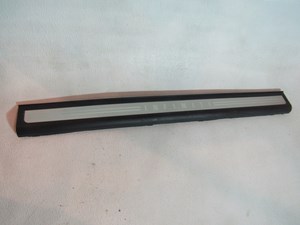 03 04 05 06 07 Infiniti G35 Coupe LH  RH Door Sill Kick Plate 76895 AM800