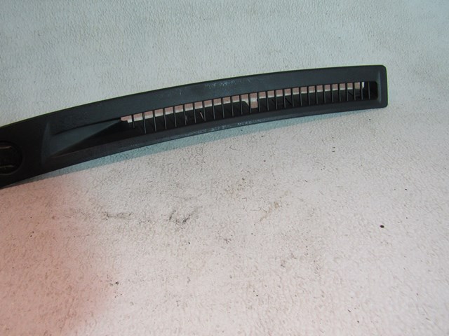 03 04 05 06 Infiniti G35 Coupe LH Driver Dash Defrost Vent