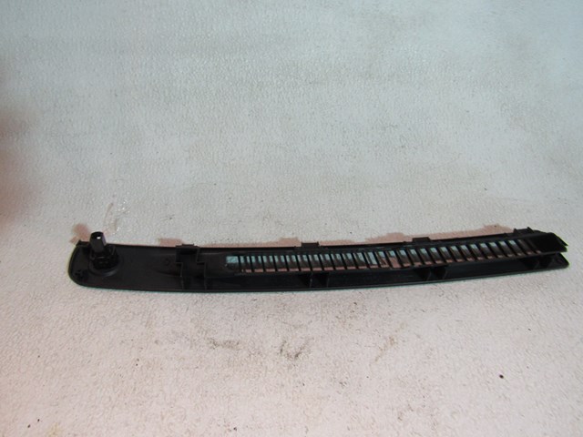 03 04 05 06 Infiniti G35 Coupe LH Driver Dash Defrost Vent