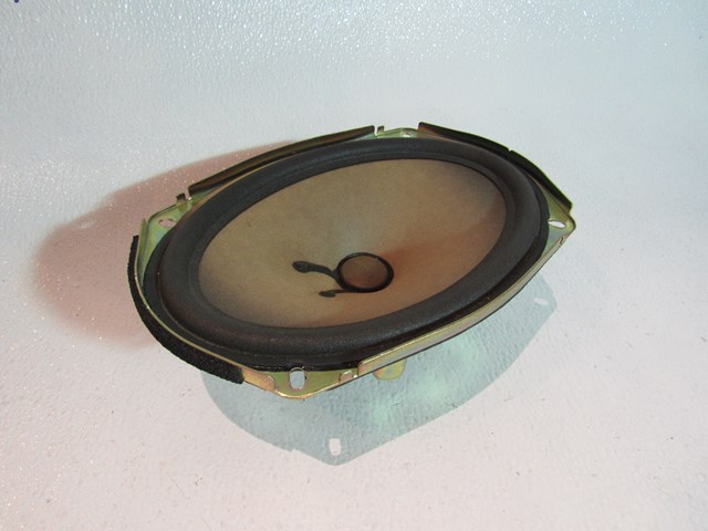 03 04 05 06 07 Infiniti G35 Coupe Rear Deck Speaker RH LH 28157AM800