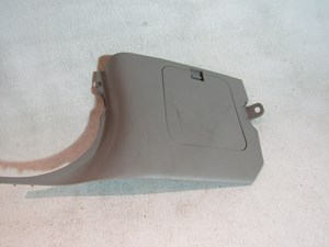 05 06 Infiniti G35 Coupe LH Driver Lower Kick Panel 66901AM600 - Stone