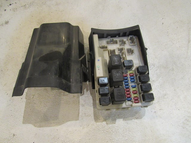 2006 Infiniti G35 Coupe MT IPDM Engine Fuse Box 284B7AQ01B