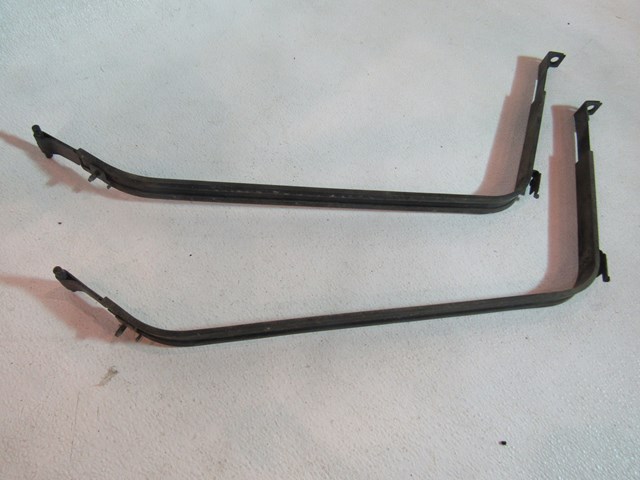 03 04 05 06 07 Infiniti G35 Coupe Gas Tank Straps