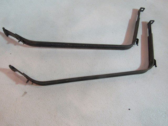 03 04 05 06 07 Infiniti G35 Coupe Gas Tank Straps