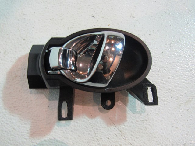 2014 Nissan Juke Nismo RS Rear LH Driver Interior Door Handle