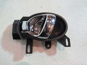 2014 Nissan Juke Nismo RS Rear LH Driver Interior Door Handle