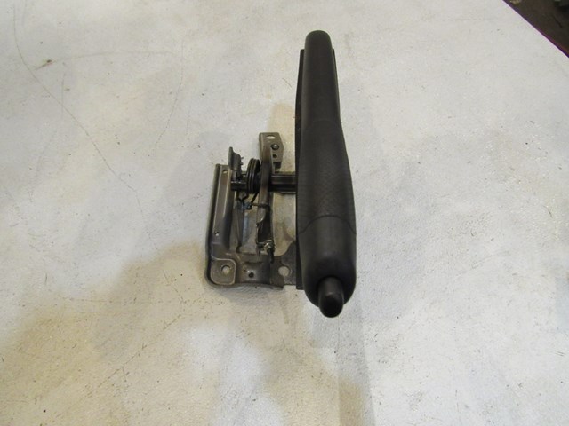 2014 Nissan Juke Nismo AT Emergency Brake Handle