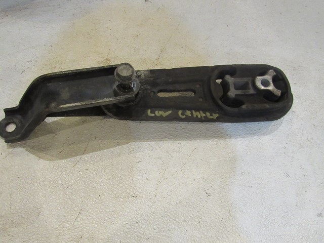 Nissan Juke Nismo RS AWD Center Engine Mount Pendelumn Mount Torque Rod