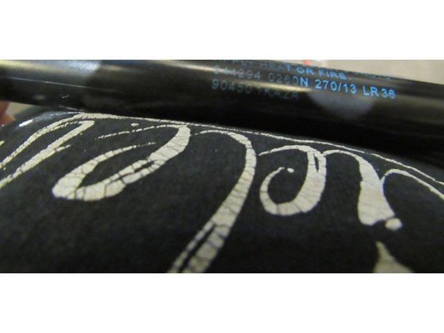 2014 Nissan Juke Nismo RS Hatch Strut Set 90450 1KA2A