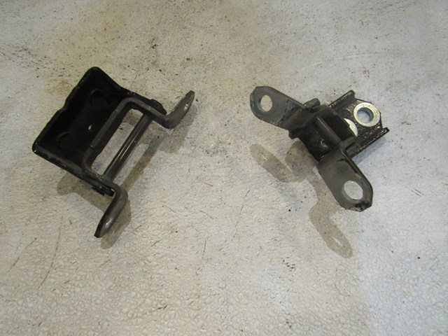2014 Nissan Juke Nismo RS Rear LH Driver Door Hinges