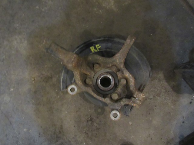 2014 Nissan Juke NIsmo RS Front RH Passenger Spindle