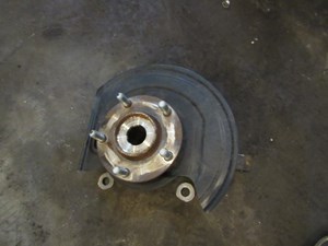 2014 Nissan Juke NIsmo RS Front RH Passenger Spindle