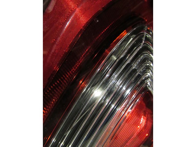 2016 Ford Explorer SPORT Tail Light Driver Side INNER CRACK