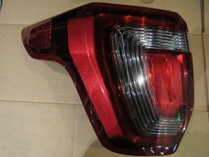 2016 Ford Explorer SPORT Tail Light Driver Side INNER CRACK