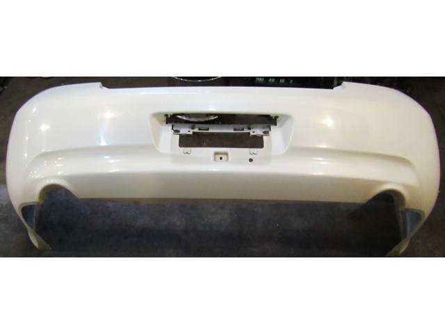2007 Infiniti G35 Sedan Rear Bumper Cover WHITE