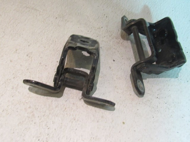 2014 Nissan Juke Nismo RS Rear RH Passenger Door Hinges