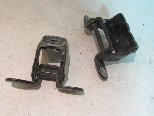 2014 Nissan Juke Nismo RS Rear RH Passenger Door Hinges