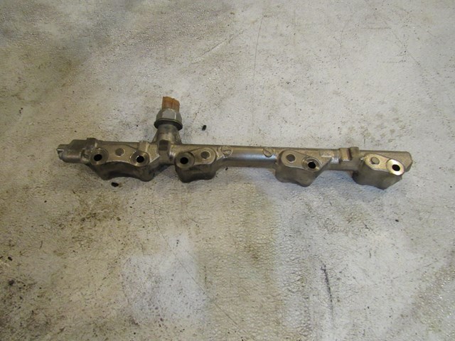 2014 Nissan Juke Nismo RS Fuel Rail