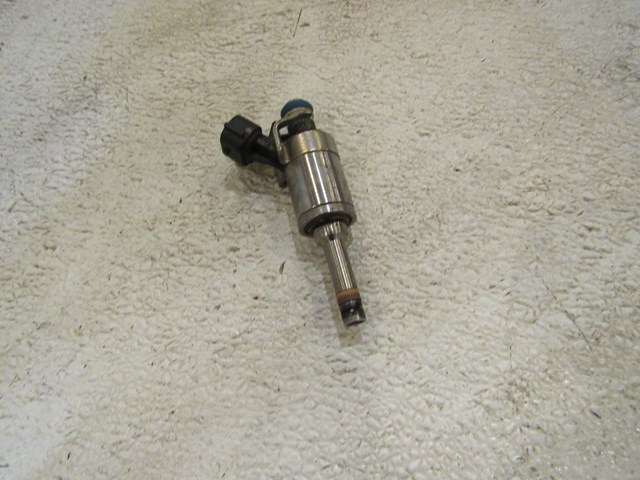 2014 Nissan Juke-Nismo RS- Fuel Injector