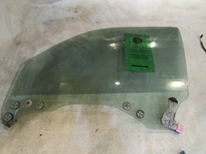 2004 Subaru Forester XT Front LH Driver Door Glass