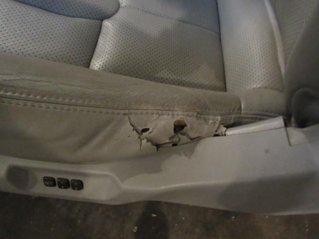 2006 Infiniti G35 Coupe LH Driver Front Seat See Description