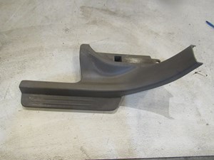 2004 Subaru Forester XT Rear LH Driver Door Sill 94060SA010