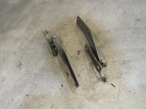 2004 Subaru Forester XT Hood Hinges Set
