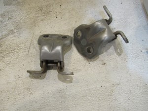 2004 Subaru Forester XT Rear RH Passenger Door Hinges