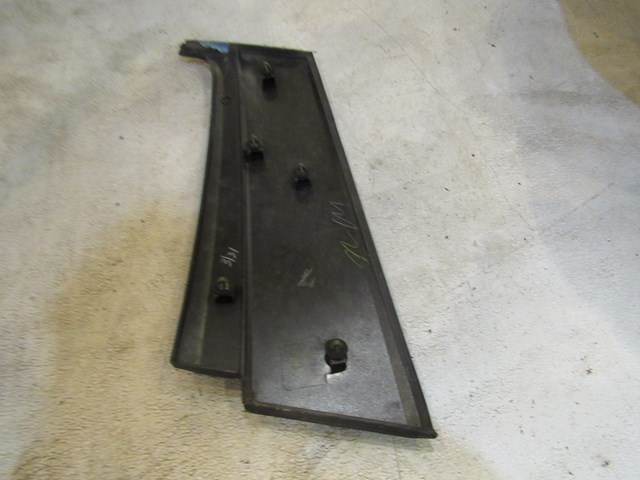  2004 Subaru Forester XT Rear RH Passenger Exterior C Pillar Trim