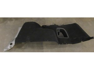 04 Subaru Forester XT RH Passenger Hatch Quarter Moulding Carpet
