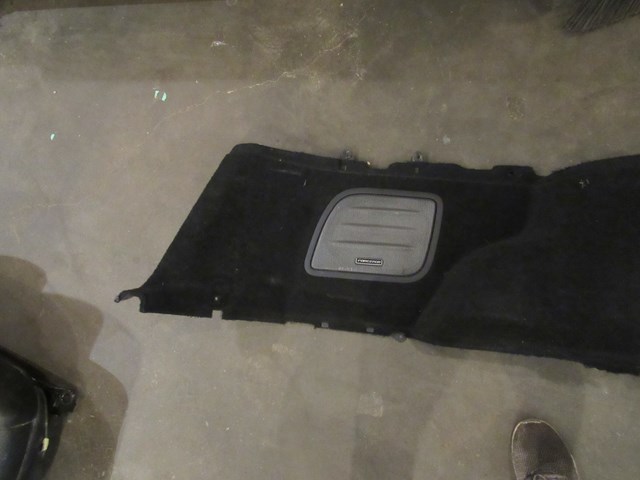 2004 Subaru Forester XT LH Driver Hatch Quarter Moulding w/Carpet