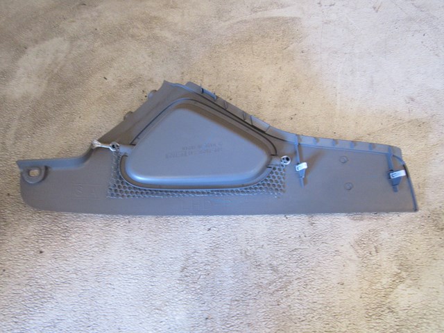  2004 Subaru Forester XT RH Passenger Center Console Side Kick Trim Panel