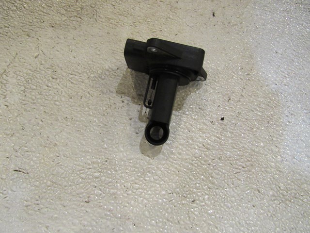 2004 Subaru Forester XT MAF Sensor Mass Air Flow Sensor 22680AA310