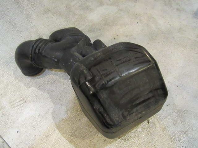 2004 Subaru Forester XT Air Intake Tube w/Resonator