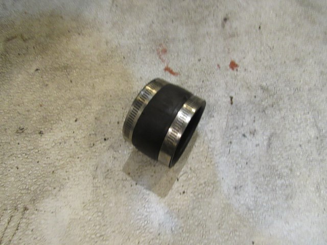 2004 Subaru Forester XT Throttle Inlet