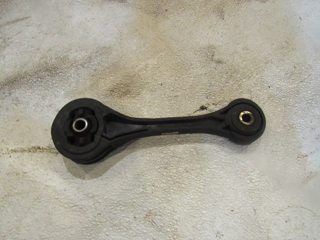 2004 Subaru Forester XT AT Transmission Dog Bone Mount