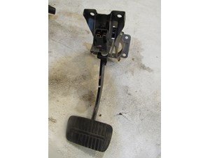2004 Subaru Forester XT AT Brake Pedal