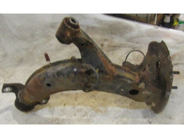 2004 Subaru Forester XT Front LH Driver Spindle, Lower Control Arm & ABS Sensor