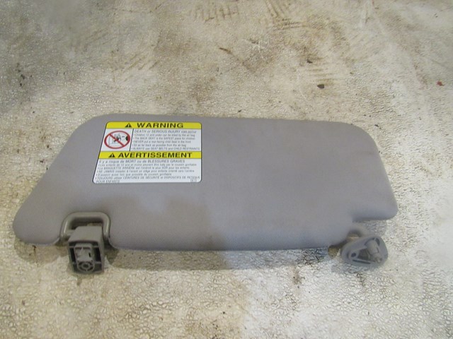 2004 Subaru Forester XT RH Passenger Sun Visor